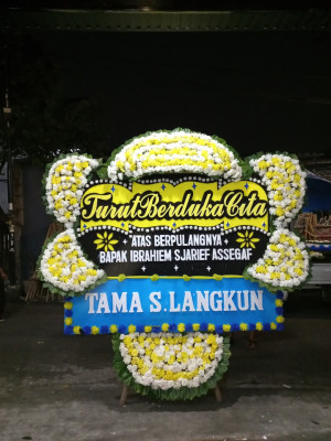 Papan Bunga Duka di Suralaga